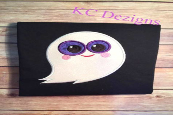 Reviewing the Purple Eyed Ghost Applique for Merch